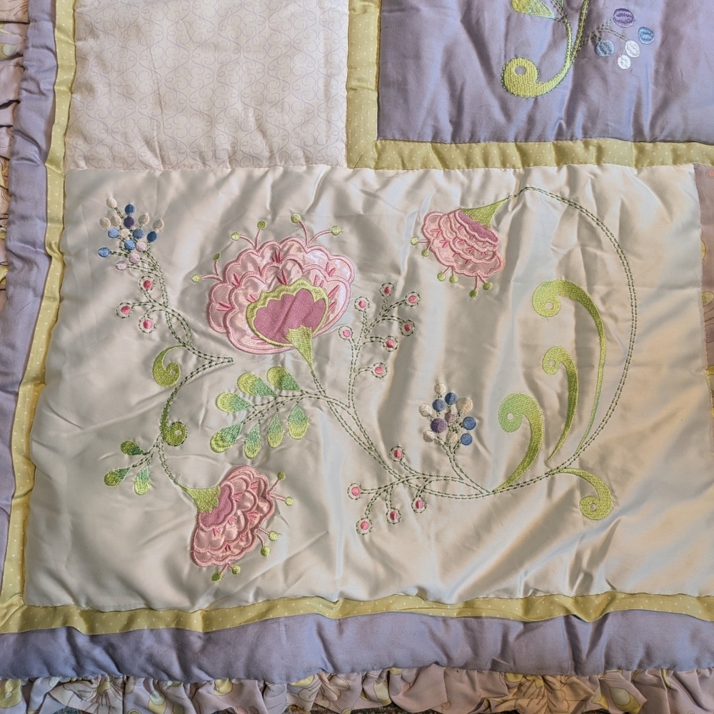 Girls Floral Comforter Blanket Embroidered Patchwork Small bed crib converted - Picture 2 of 5